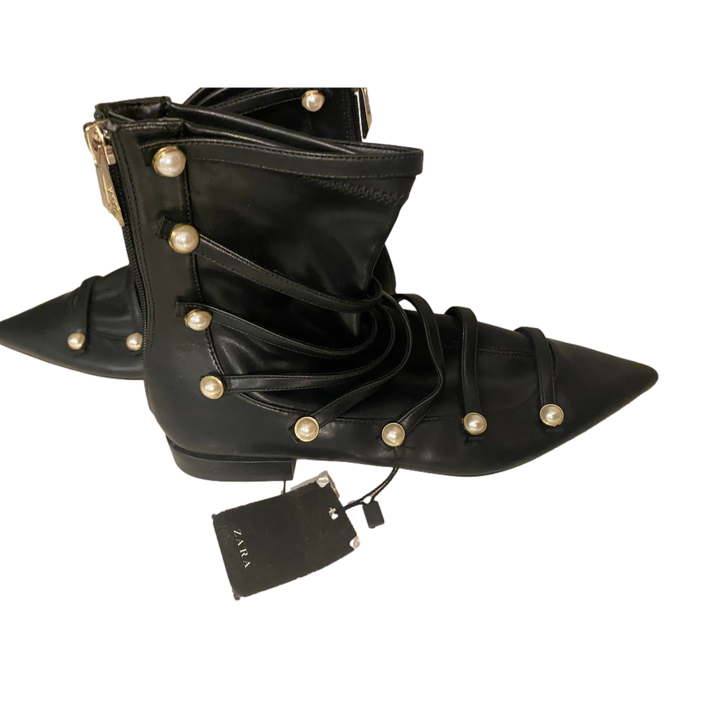 Zara Trafaluc Pearl Accent Pointed Toe Ankle Boots
, Size 37, Black NWT - Picture 3 of 9